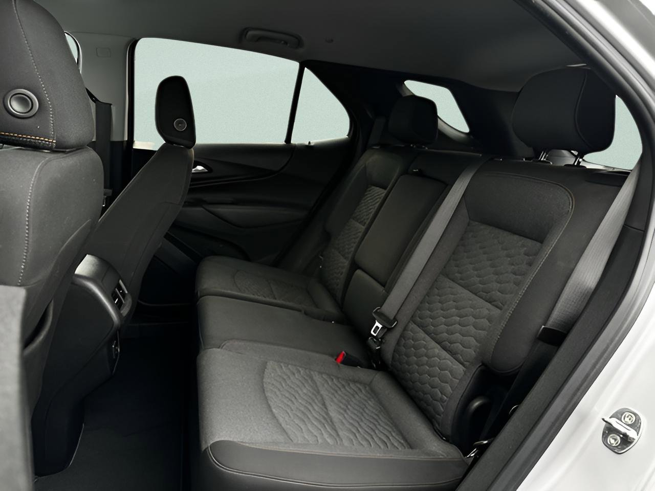 Used 2021 Chevrolet Equinox LT image 25