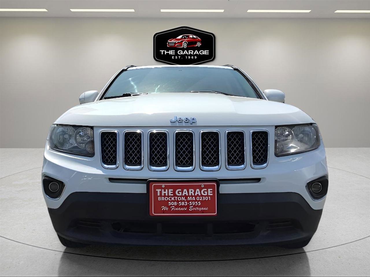 Used 2016 Jeep Compass High Altitude AWD/4WD image 2