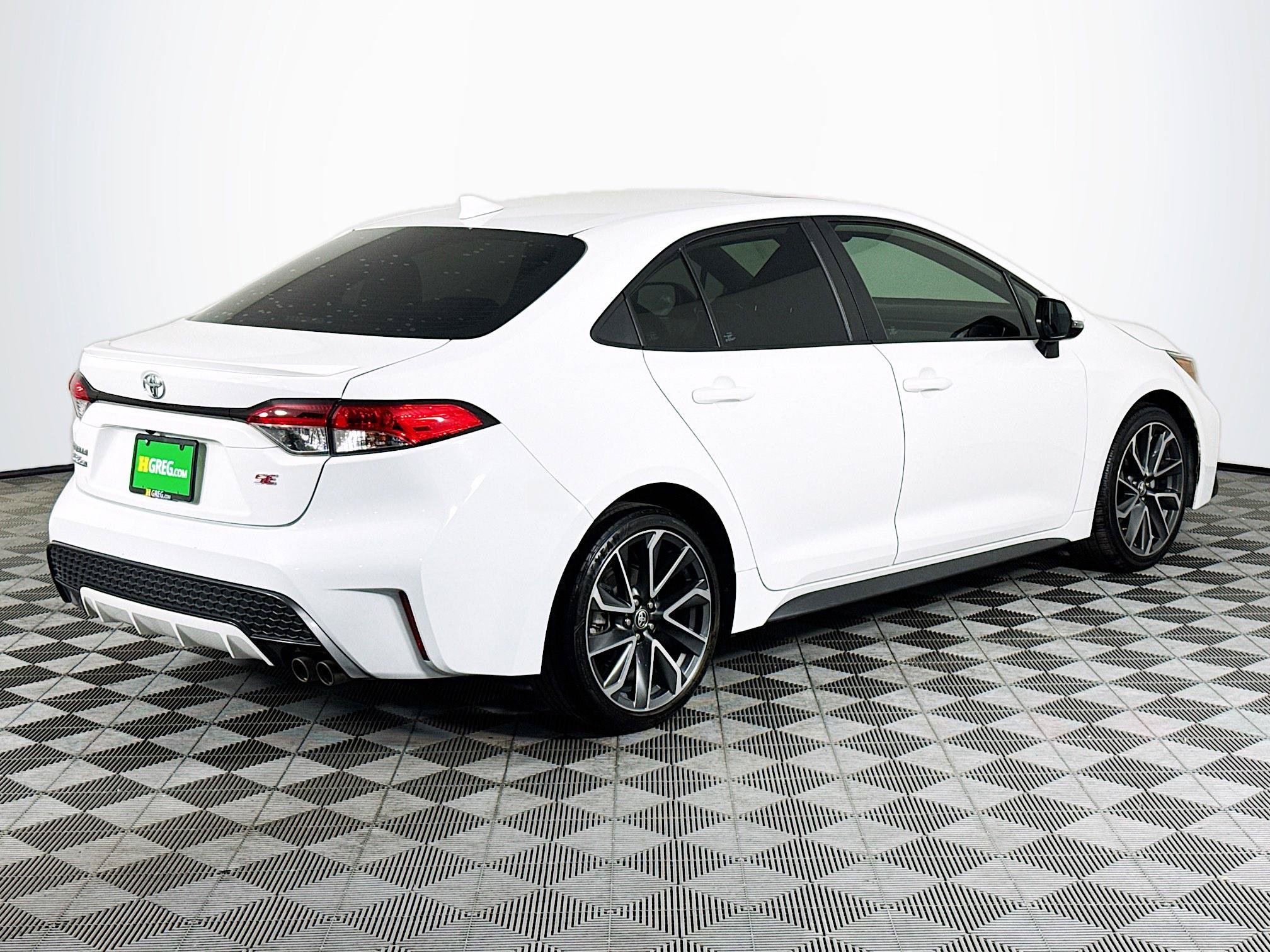 Used 2020 Toyota Corolla SE w/ SE Premium Package FWD image 8