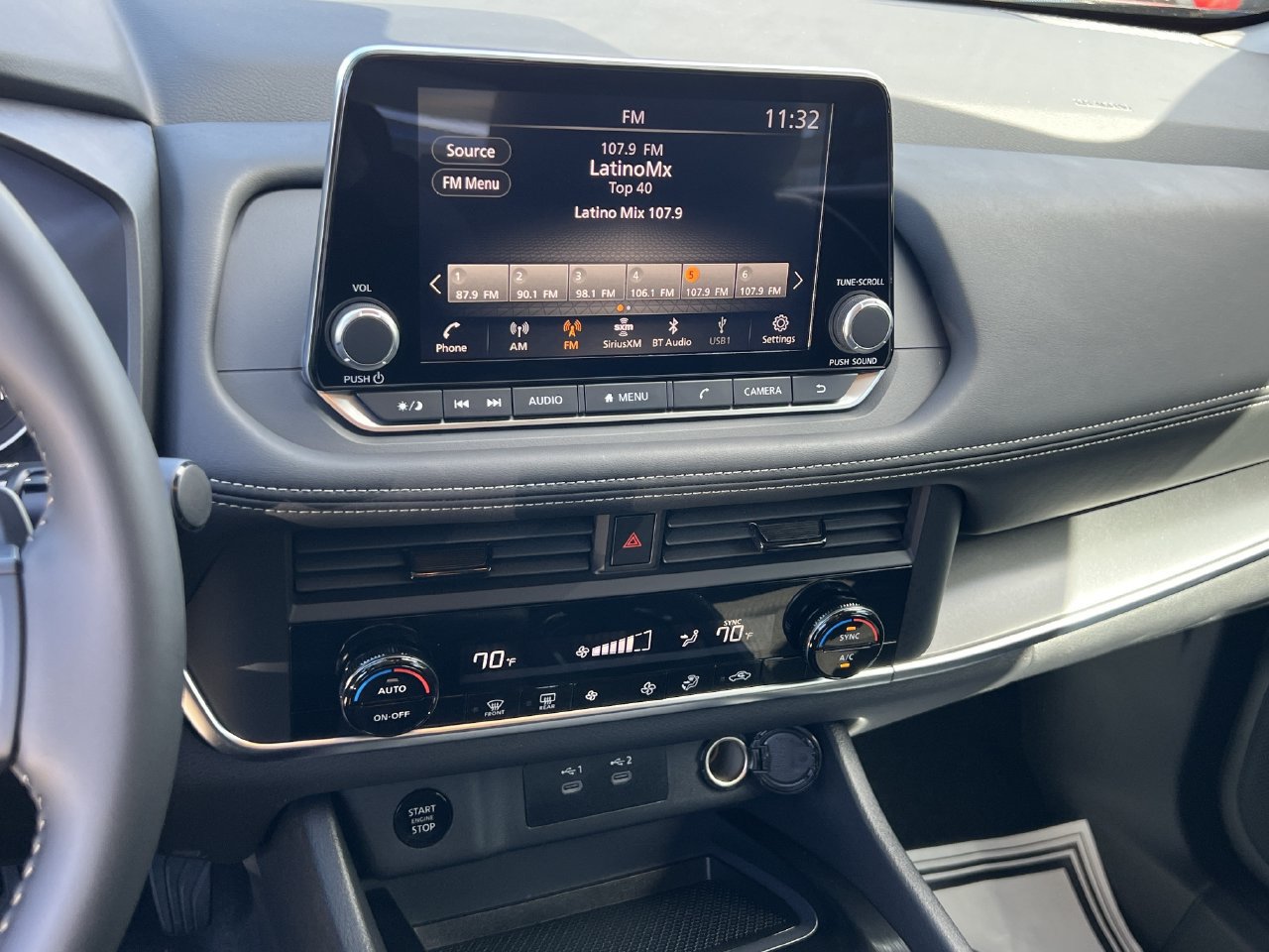 Used 2026 Nissan Rogue SV FWD image 14