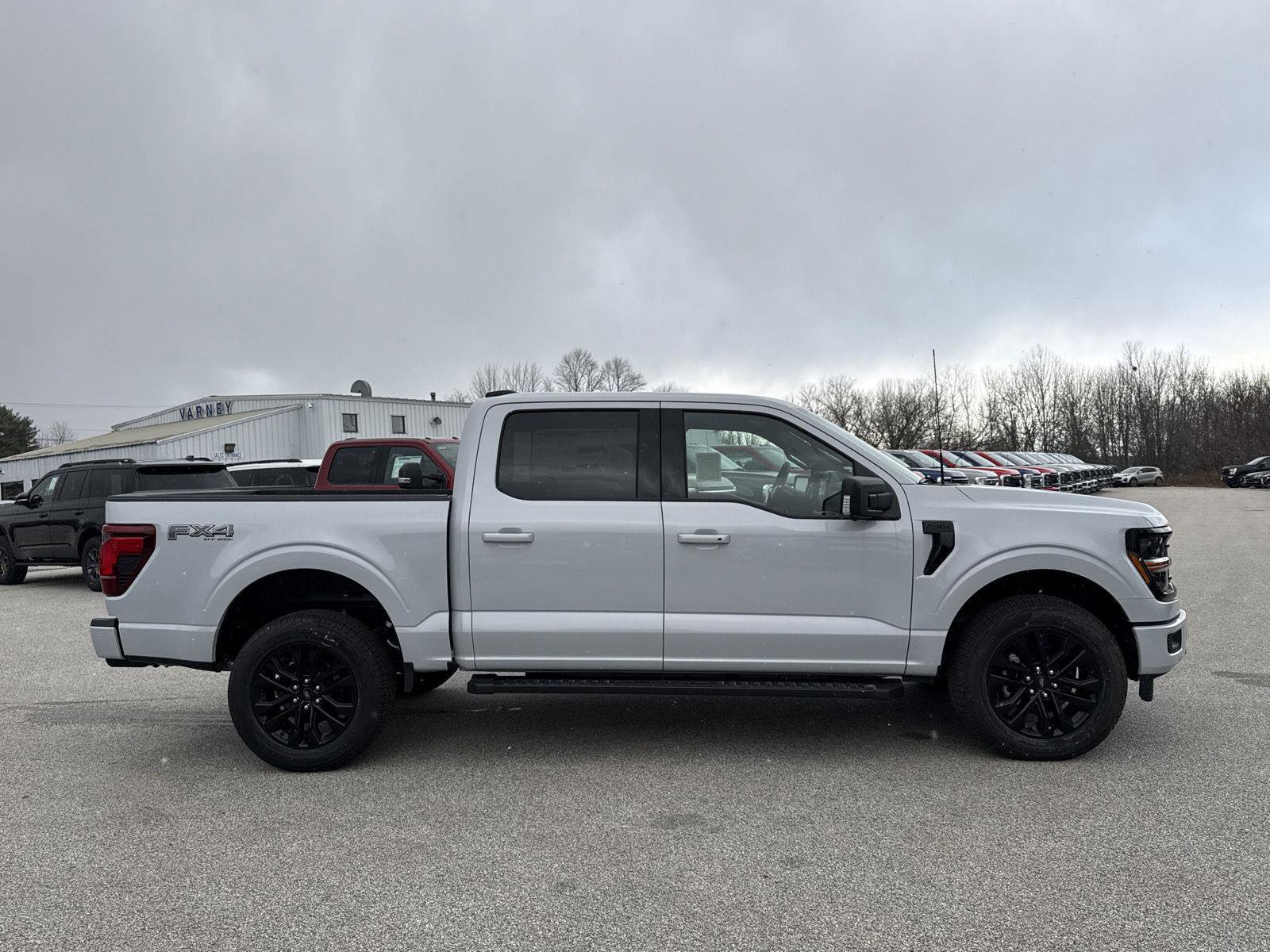 New 2025 Ford F150 XLT w/ Equipment Group 302A MID image 4