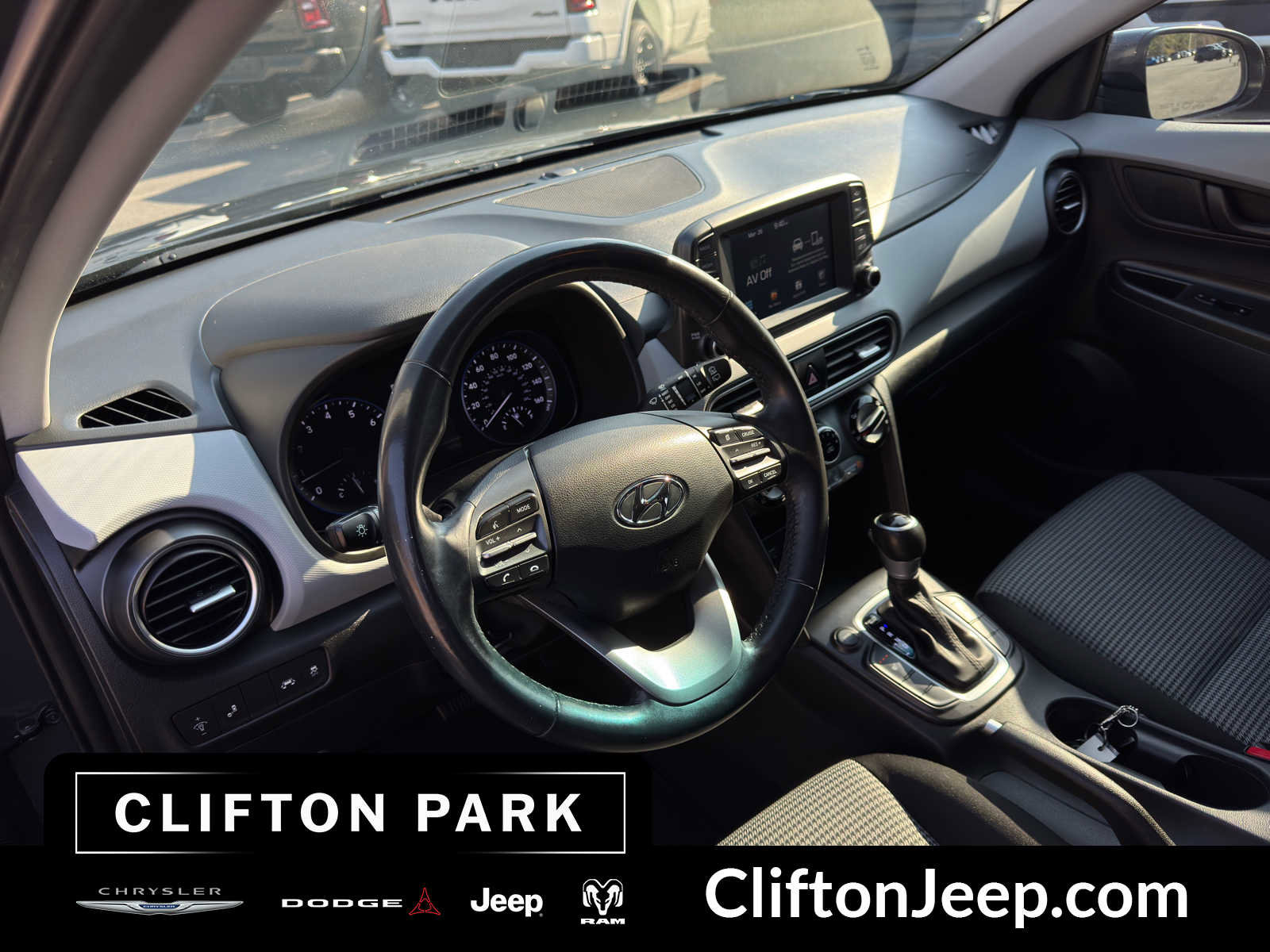 Used 2020 Hyundai Kona SEL Plus image 11