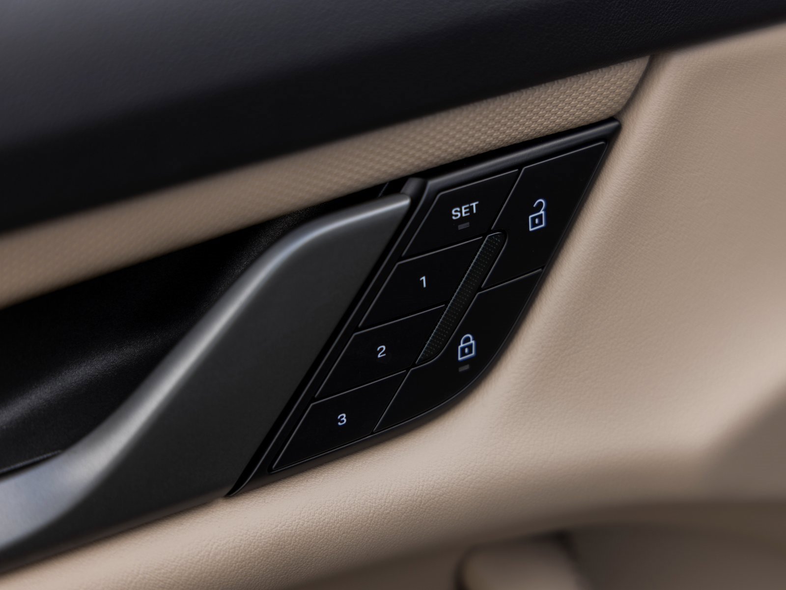 New 2025 Porsche Taycan 4S image 21