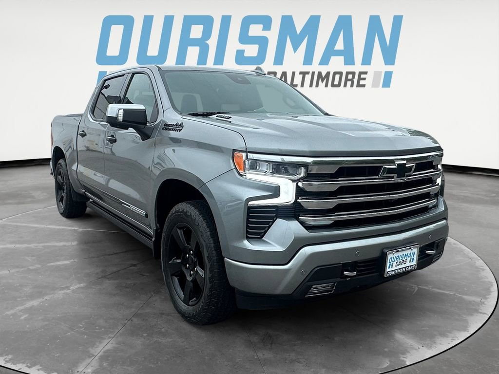Used 2023 Chevrolet Silverado 1500 High Country w/ Technology Package AWD/4WD image 1