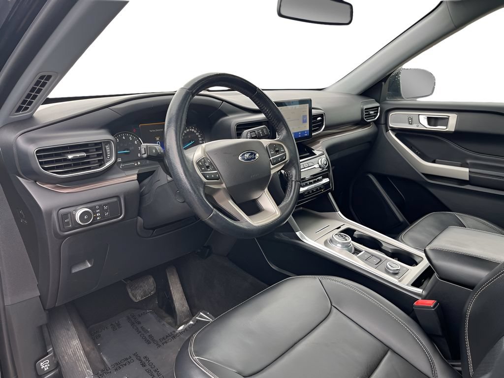 Used 2022 Ford Explorer Limited AWD/4WD image 9