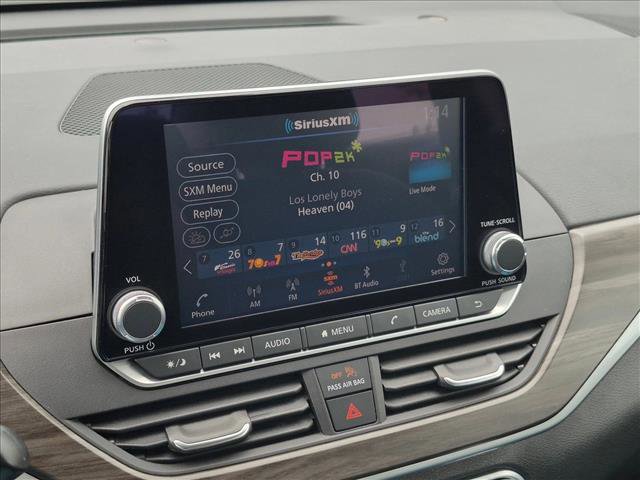 Used 2025 Nissan Altima 2.5 SV FWD image 15