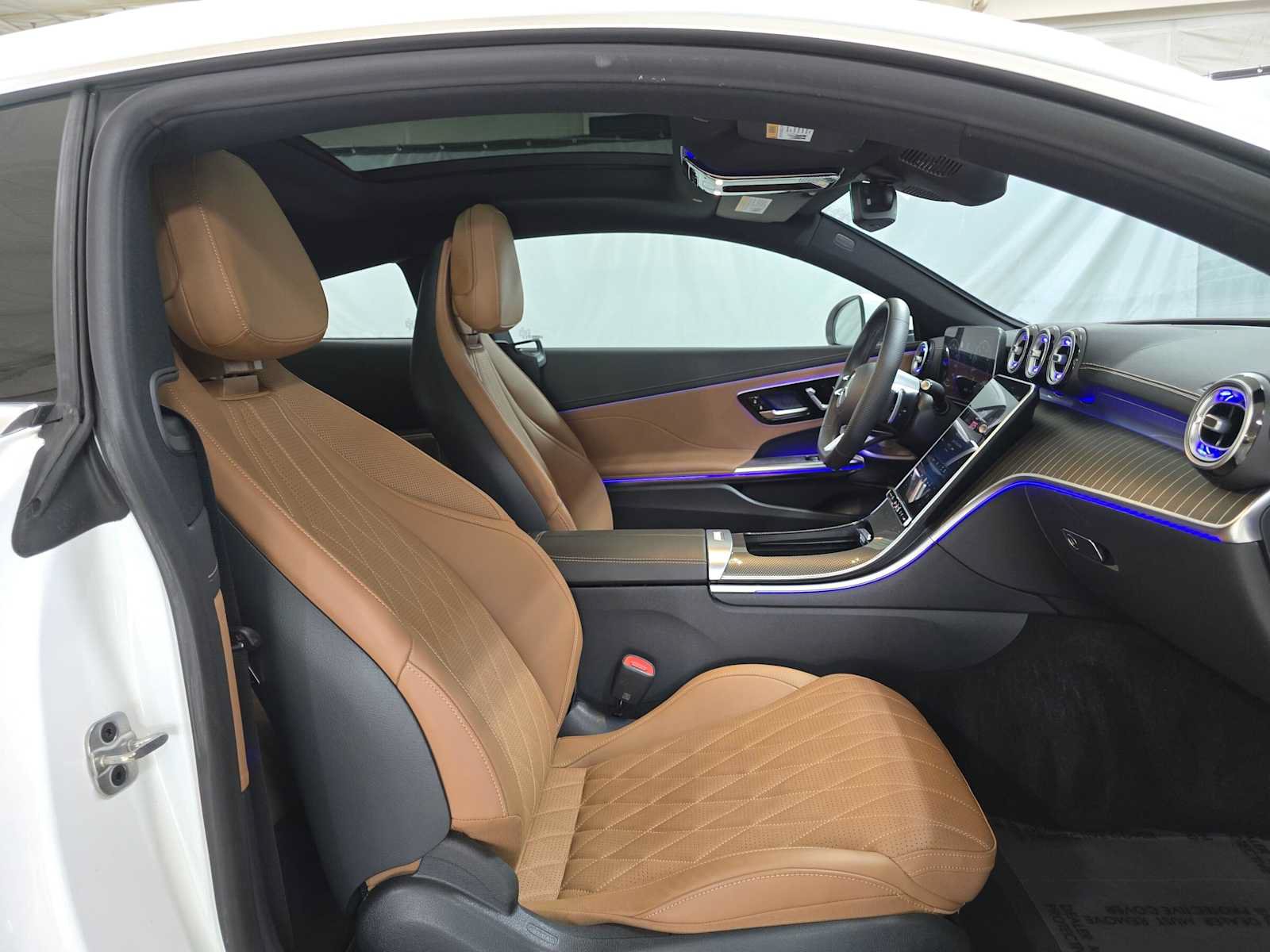 Used 2024 Mercedes-Benz CLE 300 4MATIC Coupe image 12