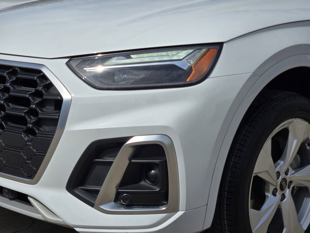 Certified 2023 Audi Q5 2.0T Premium Plus w/ Premium Plus Package AWD/4WD image 12