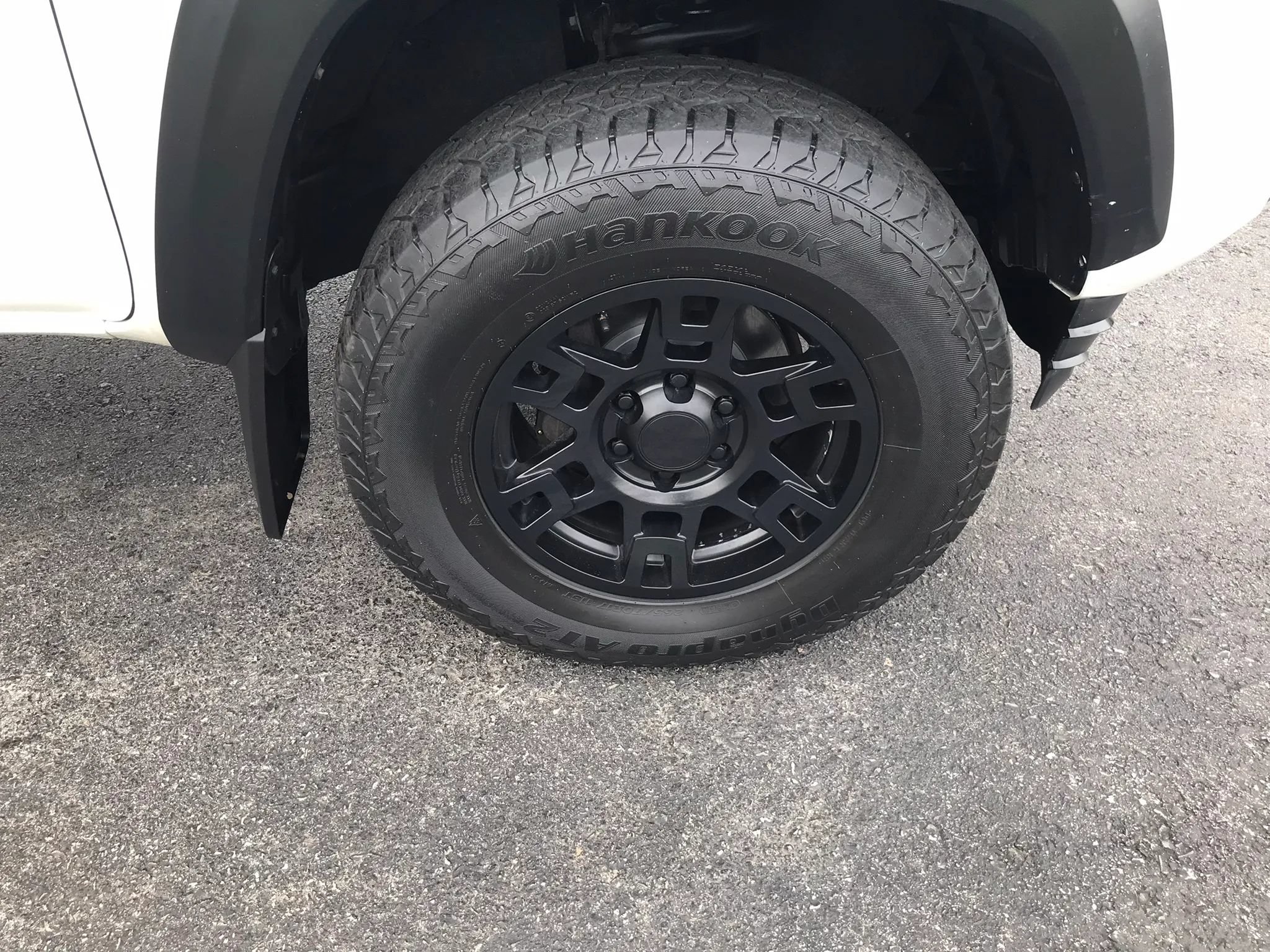 Used 2020 Toyota Tacoma SR w/ SX Package AWD/4WD image 42