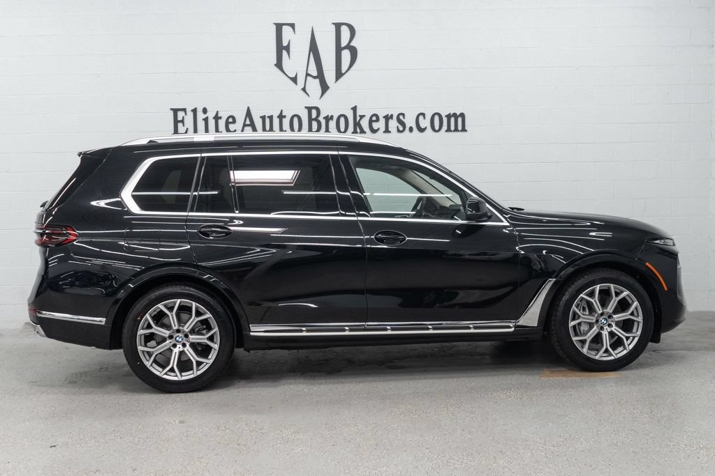 Used 2026 BMW X7 xDrive40i AWD/4WD image 5