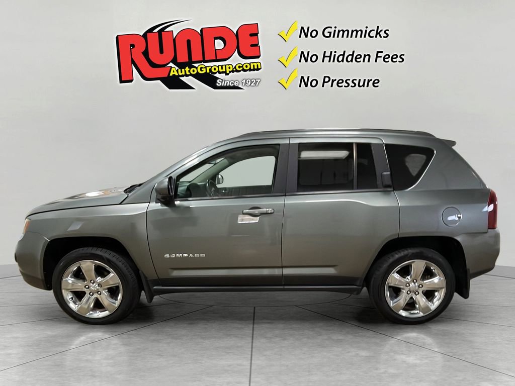 Used 2014 Jeep Compass Limited w/ Sun/Sound Group AWD/4WD image 3