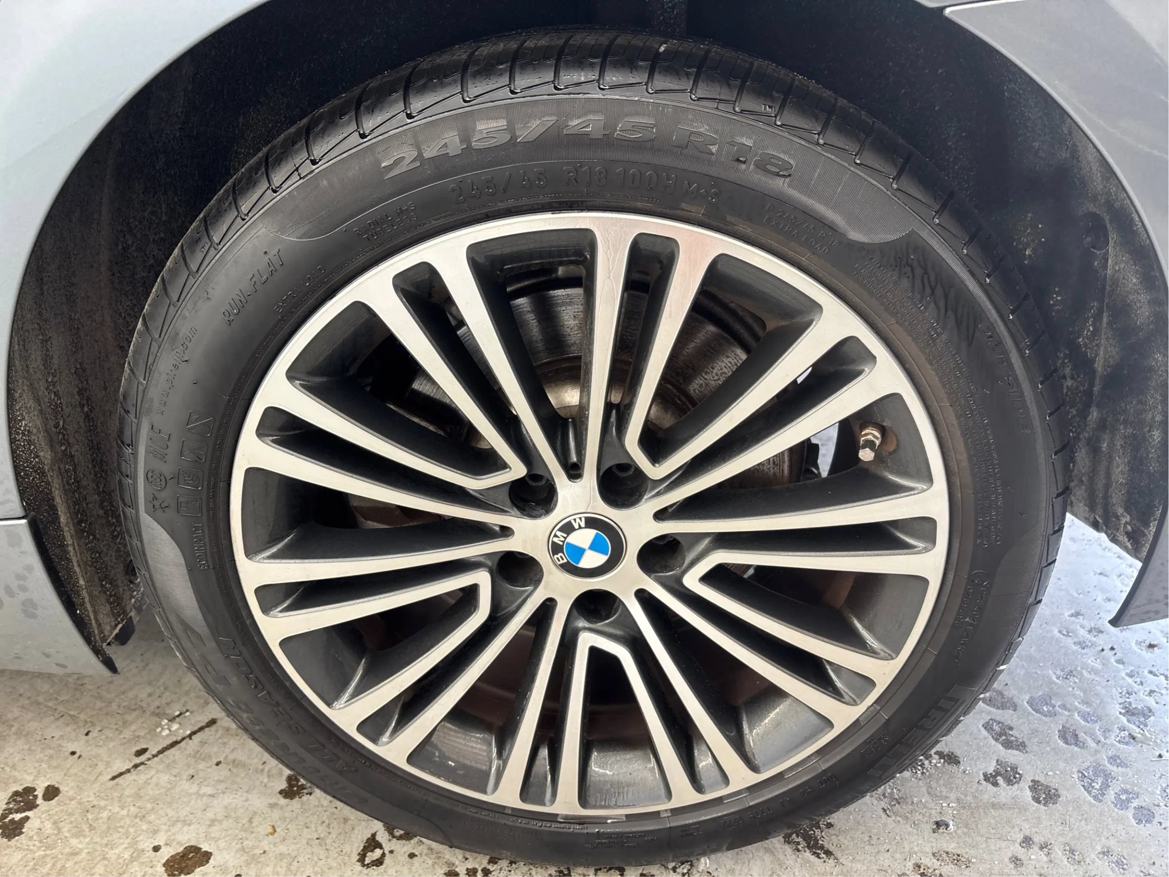 Used 2018 BMW 530i xDrive AWD/4WD image 30