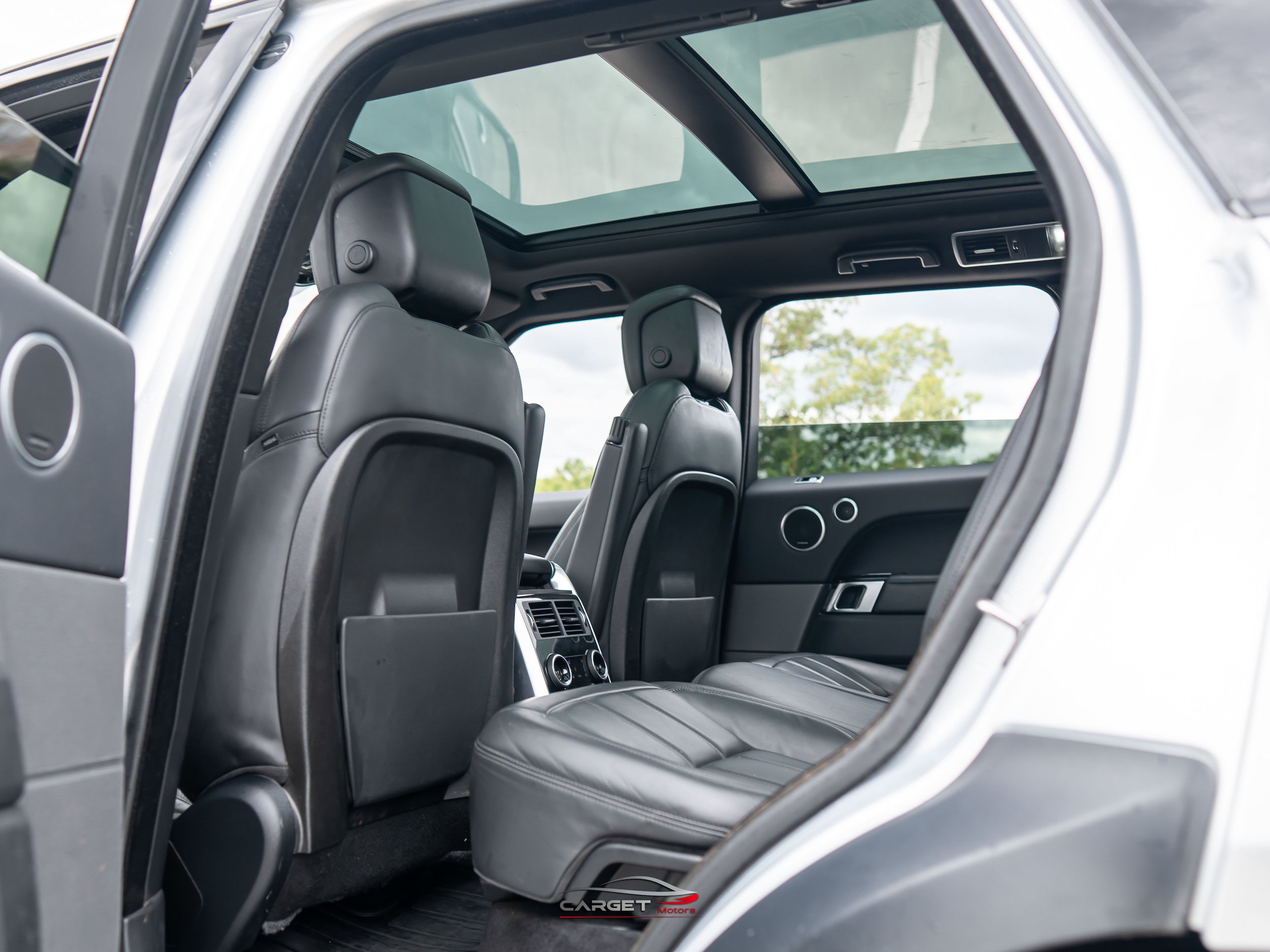 Used 2018 Land Rover Range Rover Sport HSE AWD/4WD image 21