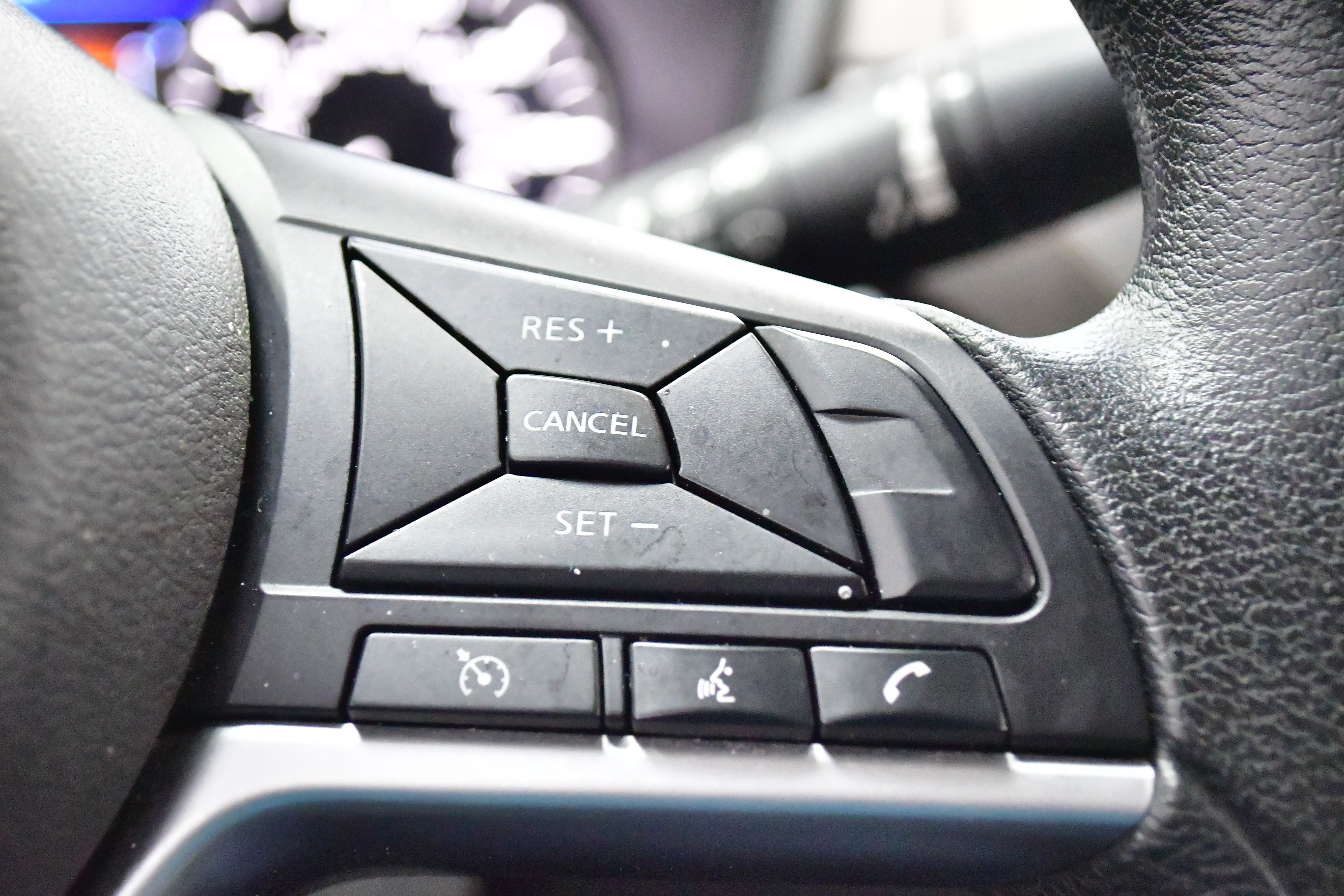 Used 2024 Nissan Altima 2.5 SV image 38