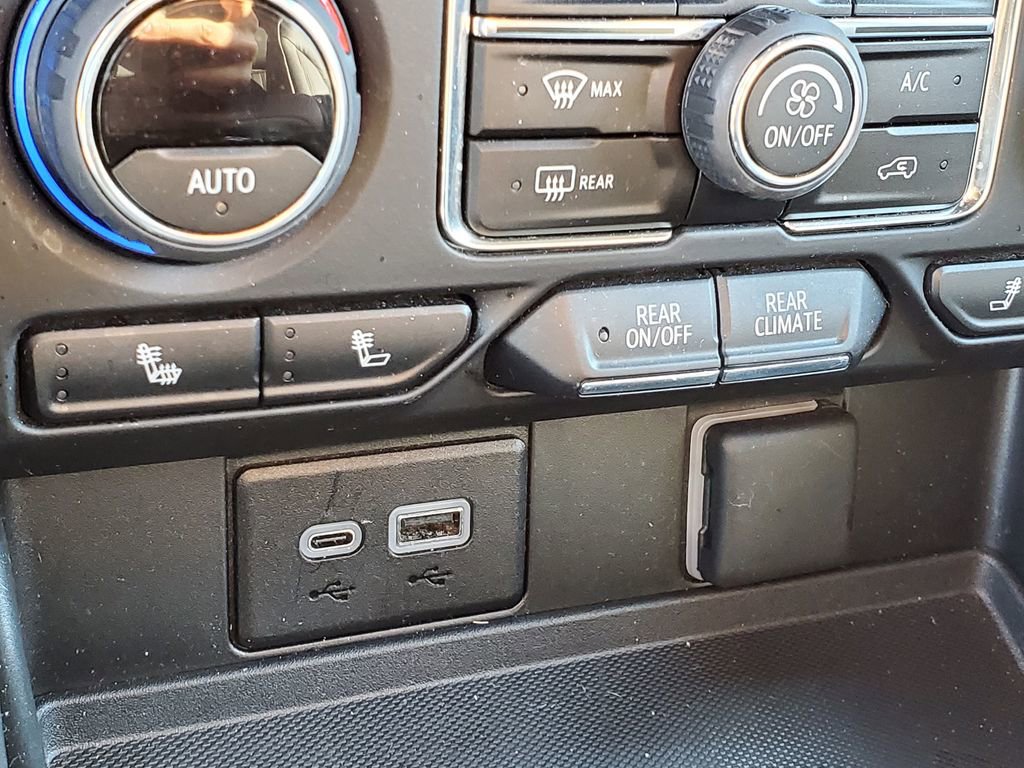 Used 2023 Chevrolet Tahoe RST w/ Sport Performance Package image 27