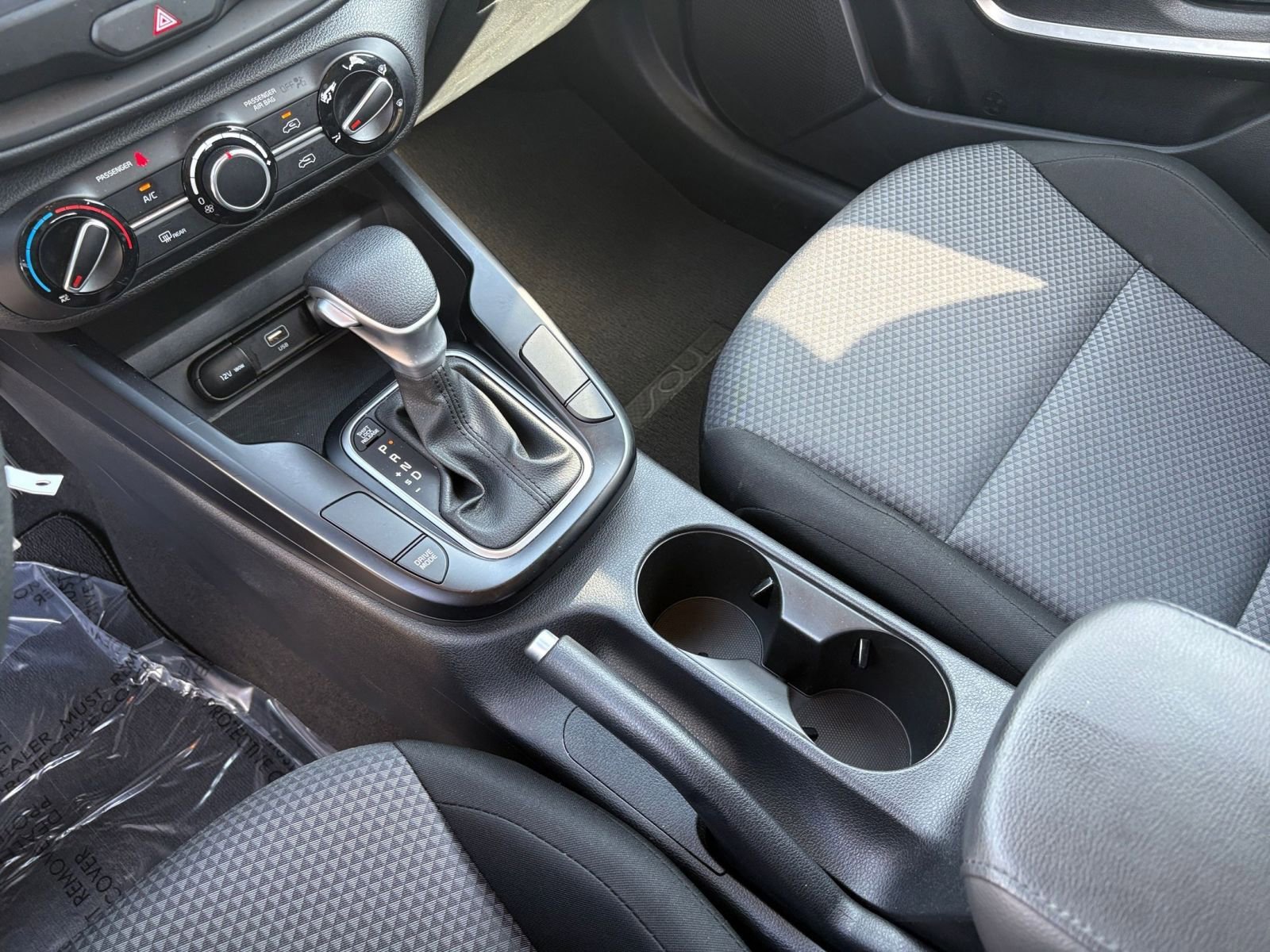 Used 2025 Kia Soul LX w/ LX Technology Package image 39