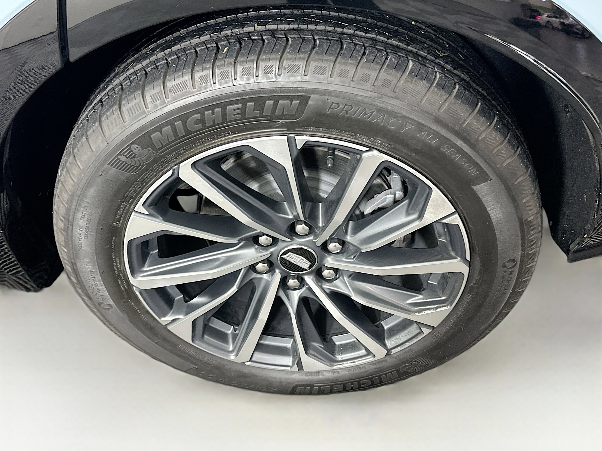 Used 2025 Cadillac Lyriq Sport image 11