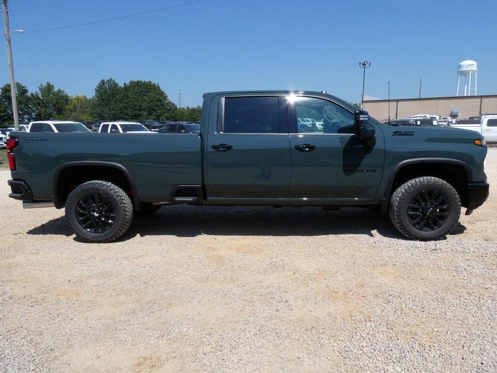 New 2026 Chevrolet Silverado 3500 LTZ w/ LTZ Plus Package AWD/4WD image 3