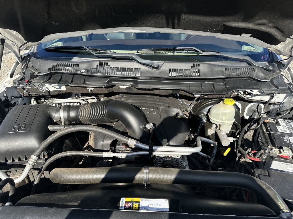 Used 2016 RAM 1500 Laramie w/ Convenience Group image 12