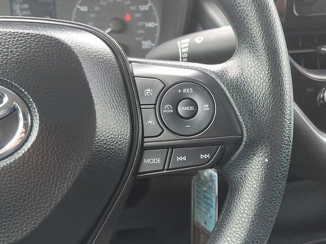 Used 2025 Toyota Corolla LE FWD image 20