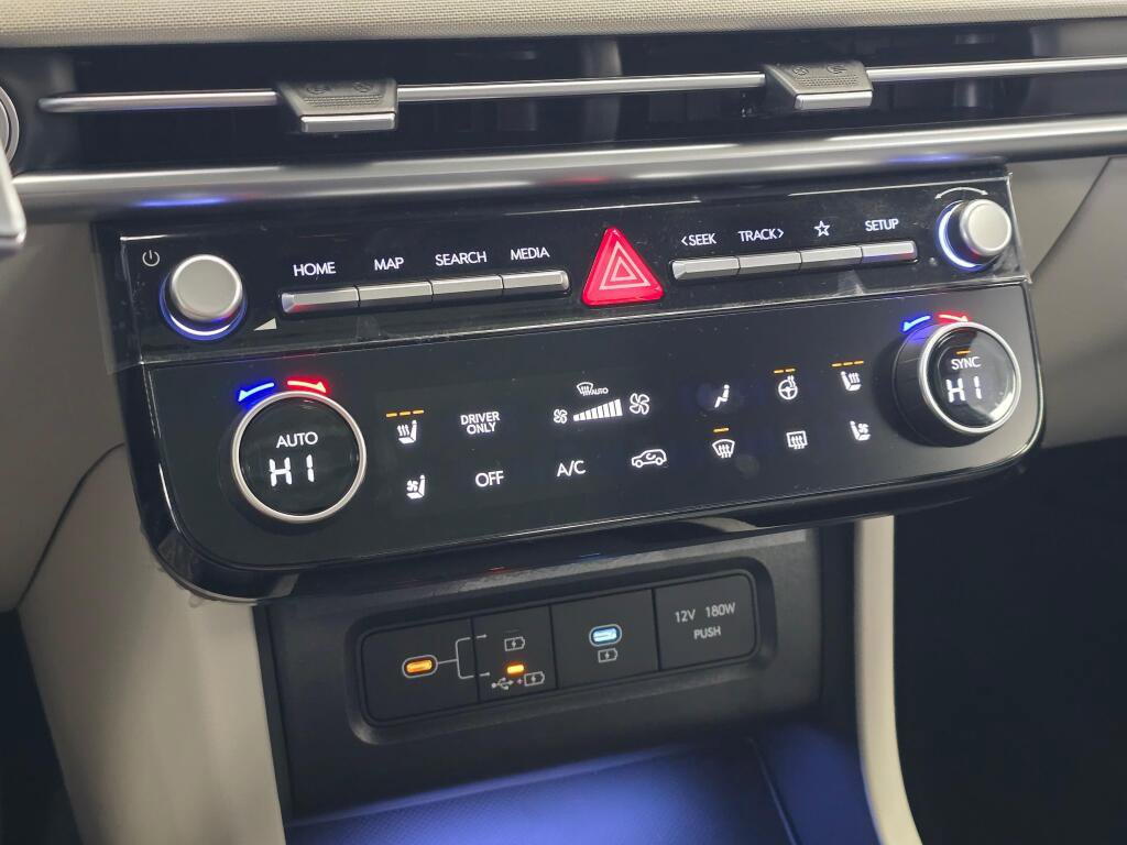 New 2026 Hyundai Tucson Limited image 30