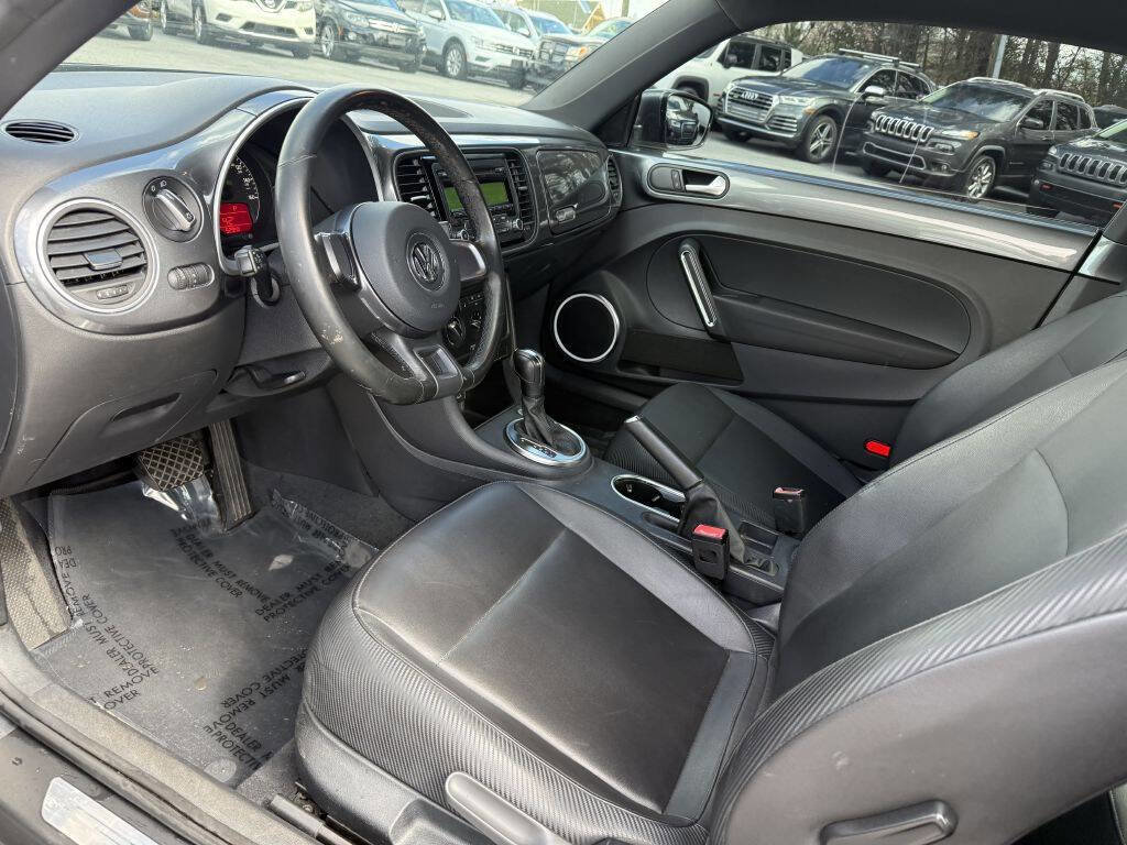 Used 2012 Volkswagen Beetle 2.5 image 13