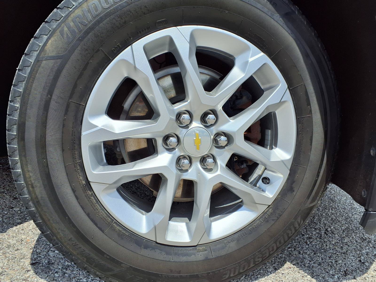 Used 2021 Chevrolet Traverse LT FWD image 35