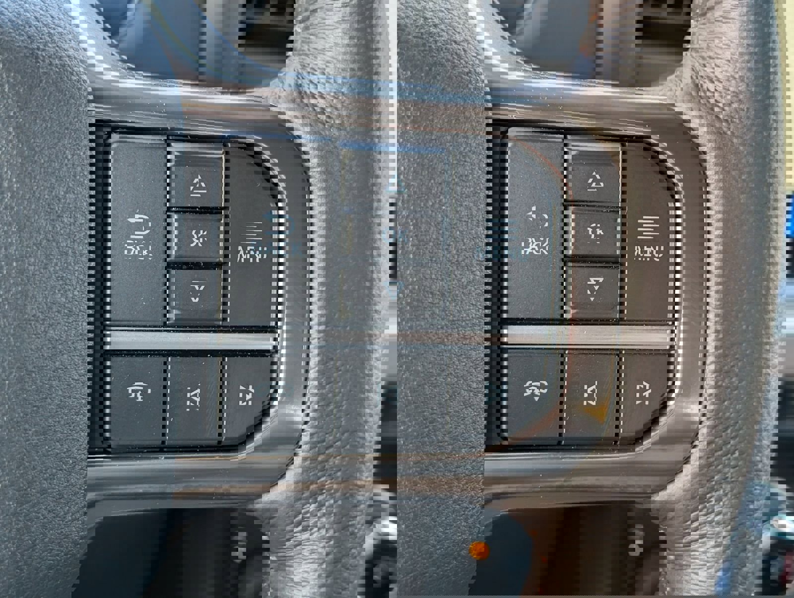 New 2026 Ford F250 King Ranch w/ FX4 Off-Road Package image 27