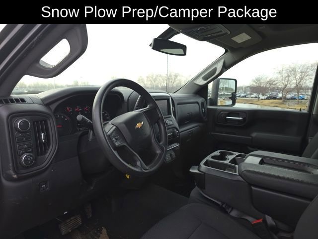 Used 2022 Chevrolet Silverado 2500 Custom w/ Custom Value Package image 7