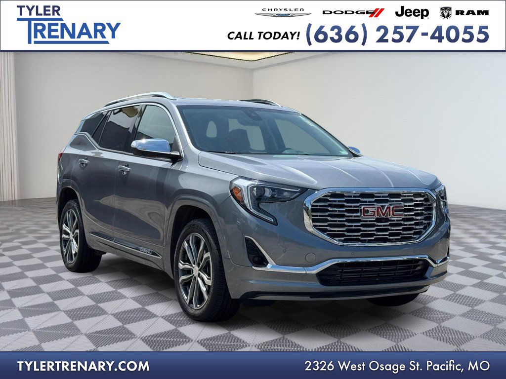Used 2020 GMC Terrain Denali w/ Denali Premium Package AWD/4WD image 1