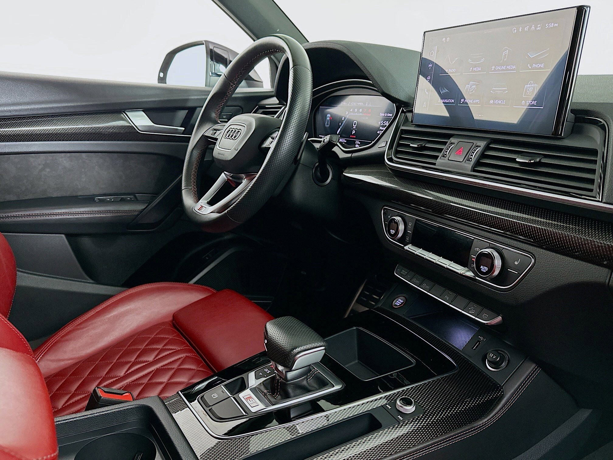 Used 2024 Audi SQ5 Premium Plus w/ Premium Plus Package AWD/4WD image 30