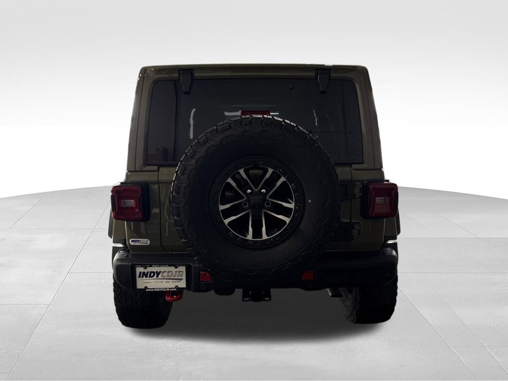 Used 2025 Jeep Wrangler Unlimited Rubicon AWD/4WD image 7