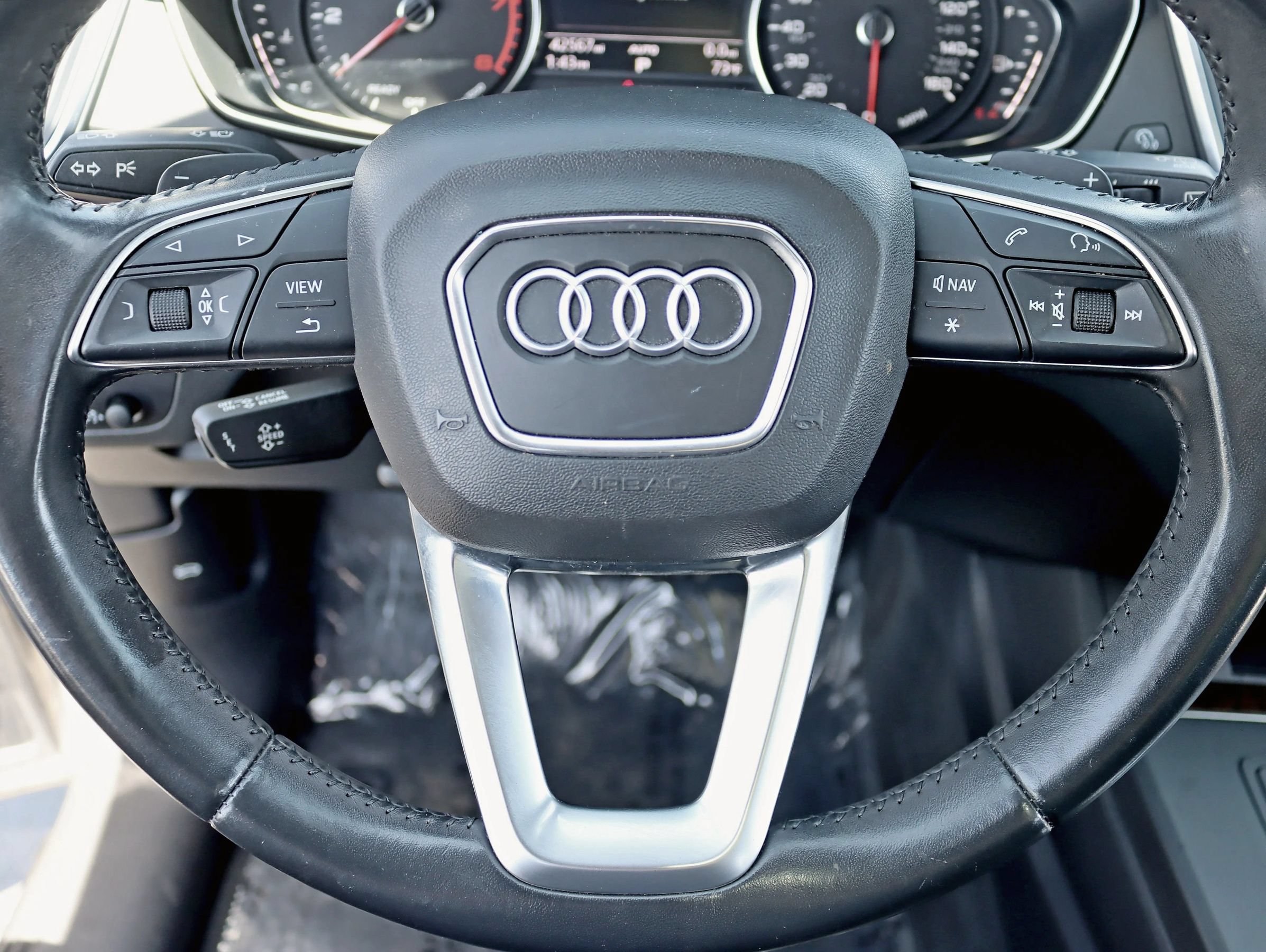 Used 2019 Audi Q5 2.0T Premium w/ Convenience Package AWD/4WD image 18