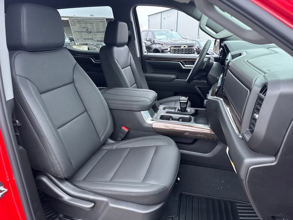 New 2026 Chevrolet Silverado 1500 LT w/ All Star Edition Plus image 15