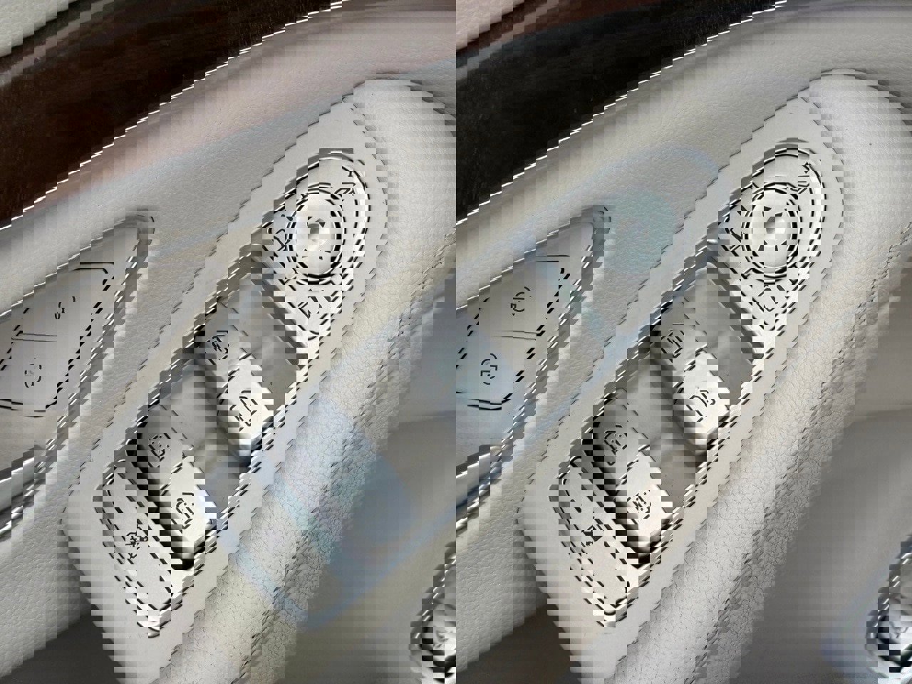 Used 2015 Mercedes-Benz S 550 Sedan image 29