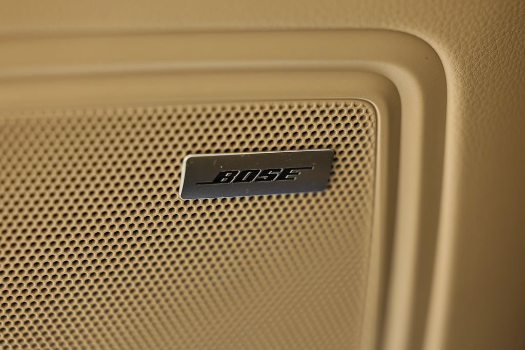 Certified 2026 Porsche Macan AWD/4WD image 23