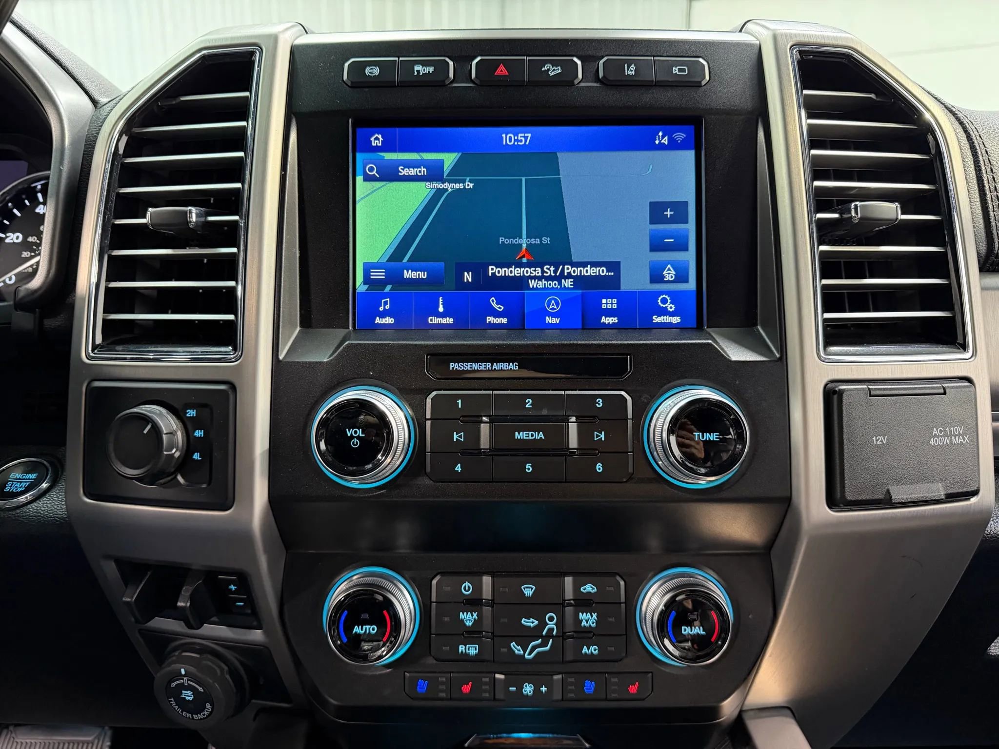 Used 2021 Ford F450 Platinum w/ FX4 Off-Road Package image 22