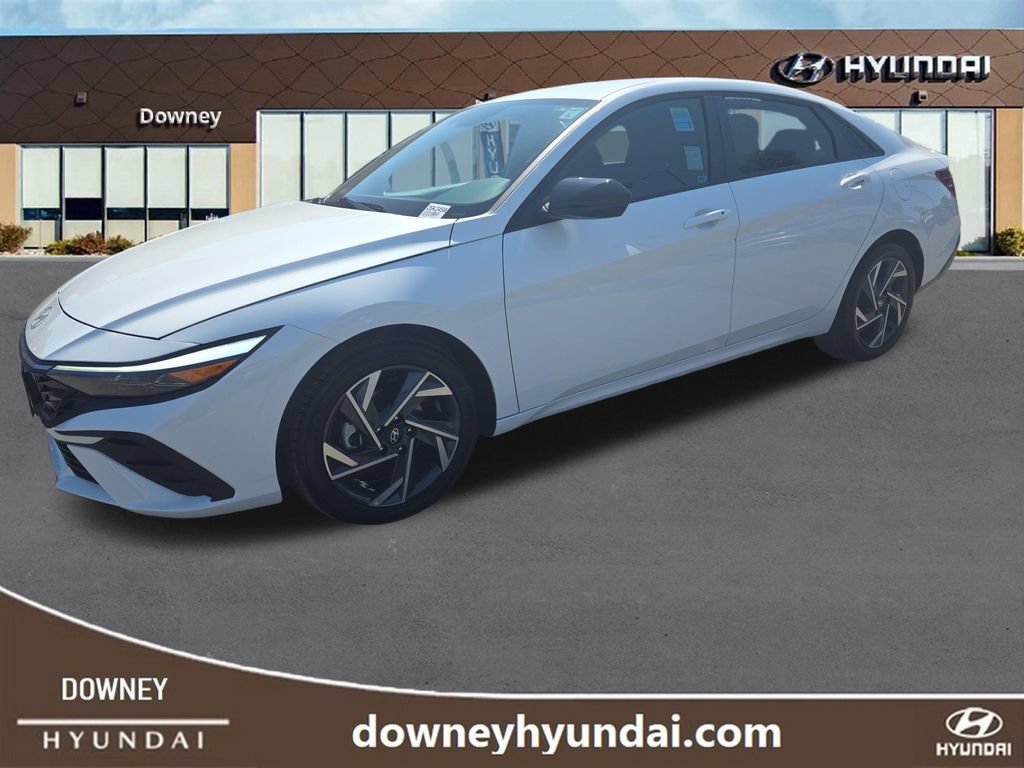 Used 2025 Hyundai Elantra Sport w/ Cargo Package