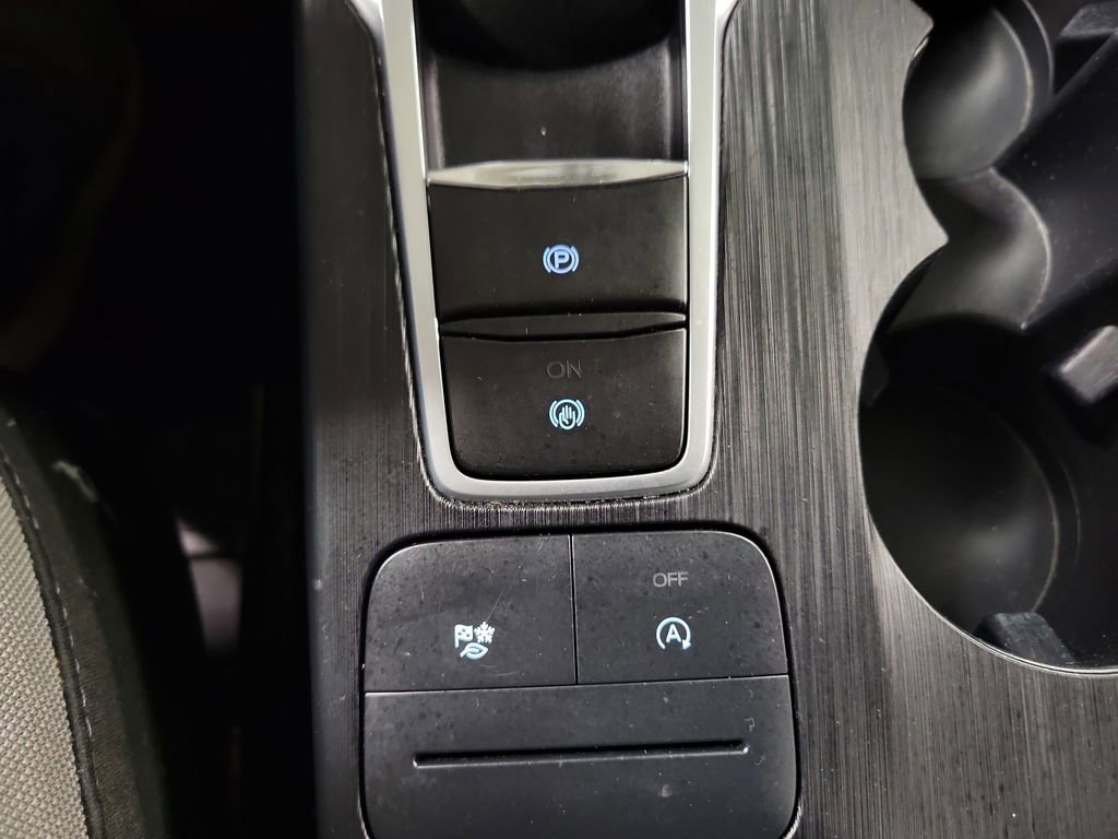 Used 2022 Ford Escape SE FWD image 15