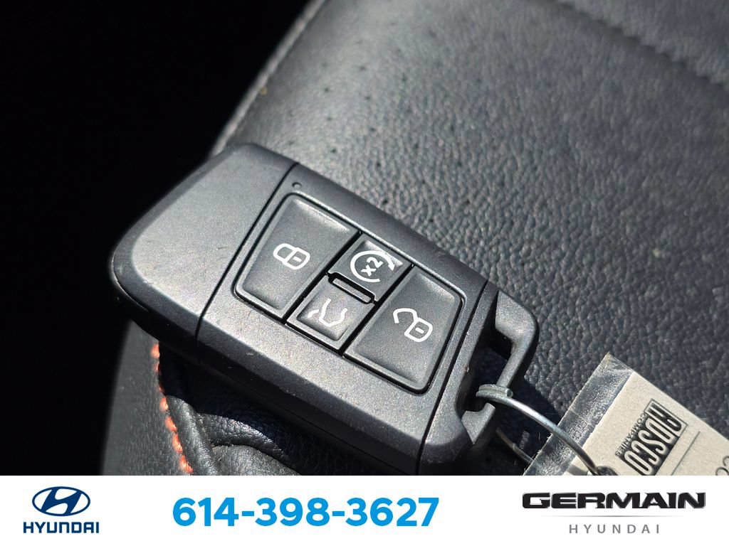 Used 2024 Volkswagen Tiguan Wolfsburg Edition AWD/4WD image 33