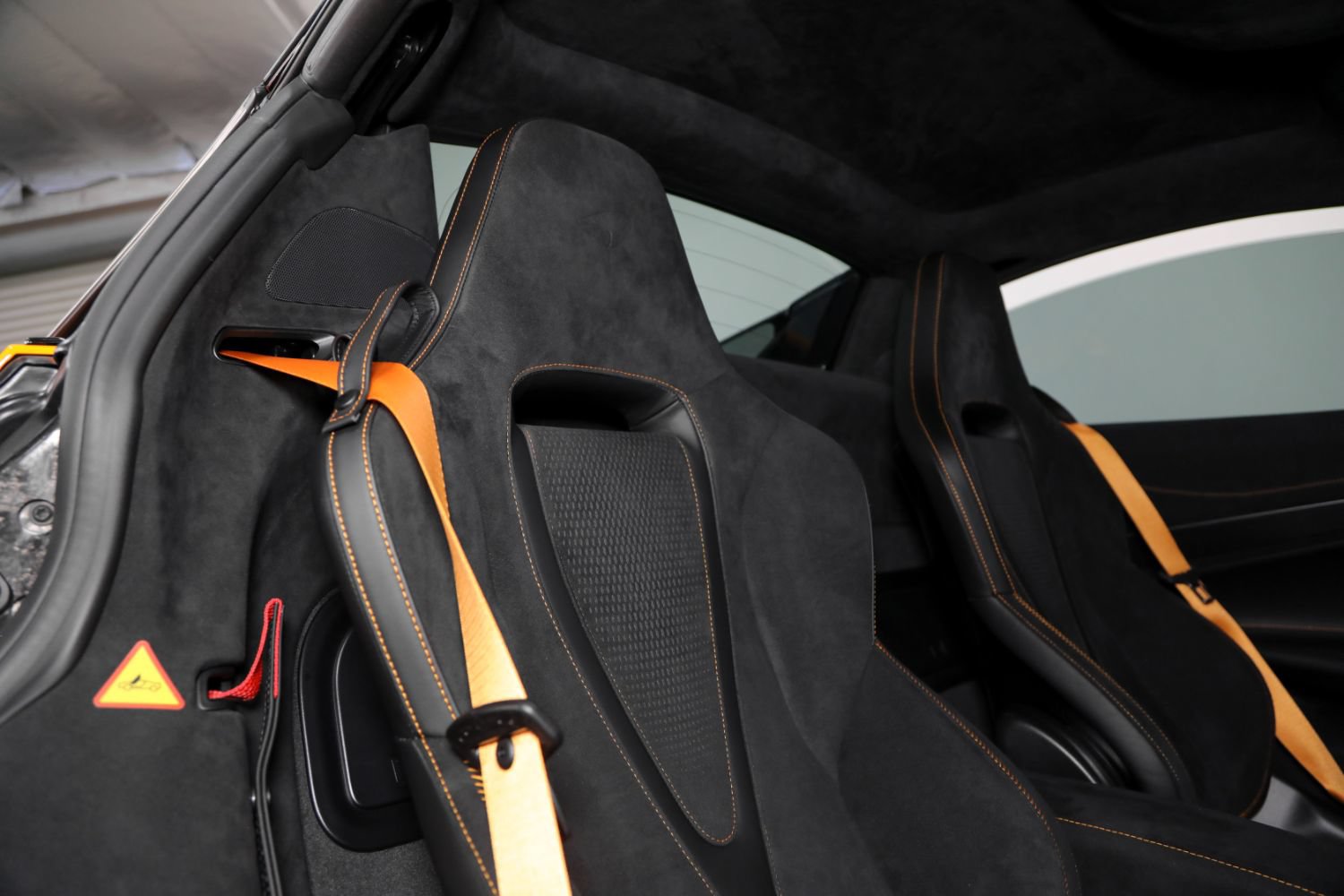 Used 2026 McLaren 750S Spider RWD image 29
