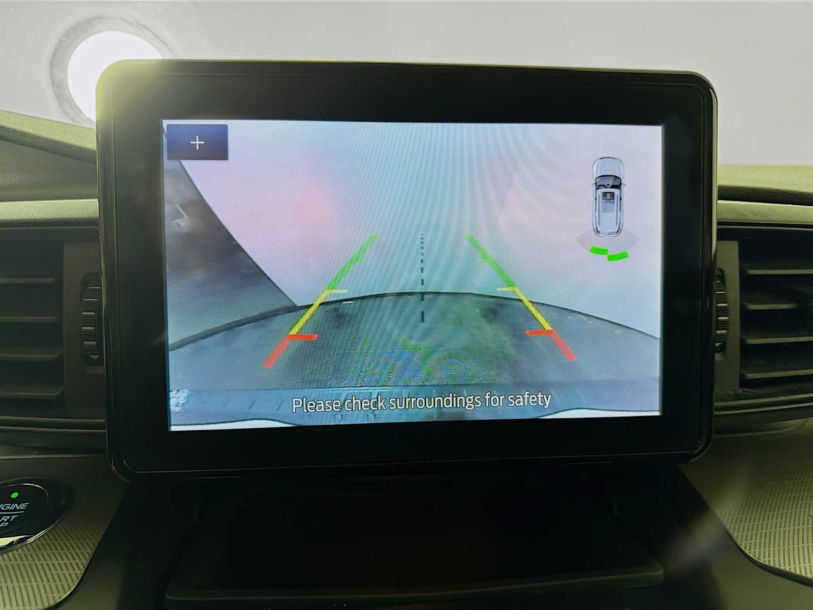 Used 2020 Ford Explorer XLT image 11