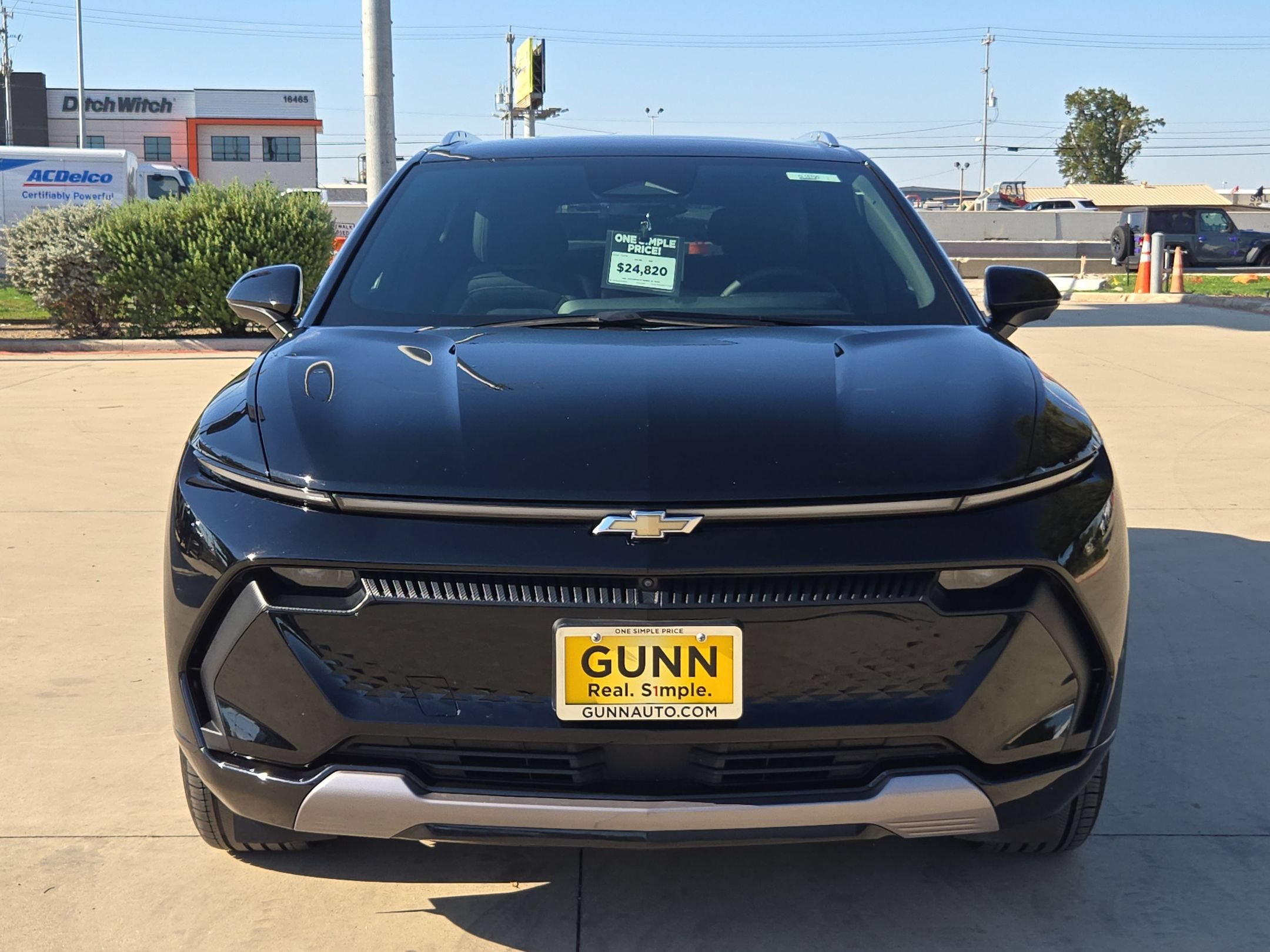 Certified 2024 Chevrolet Equinox EV LT FWD image 8