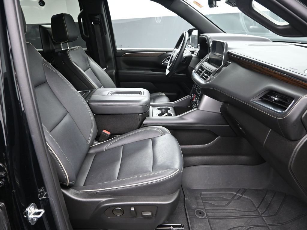 Used 2023 Chevrolet Tahoe Premier AWD/4WD image 43