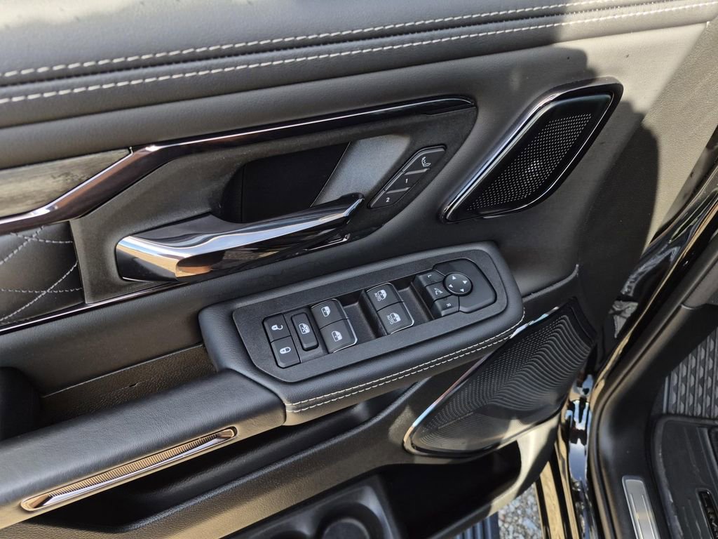 New 2025 RAM 1500 Limited image 13