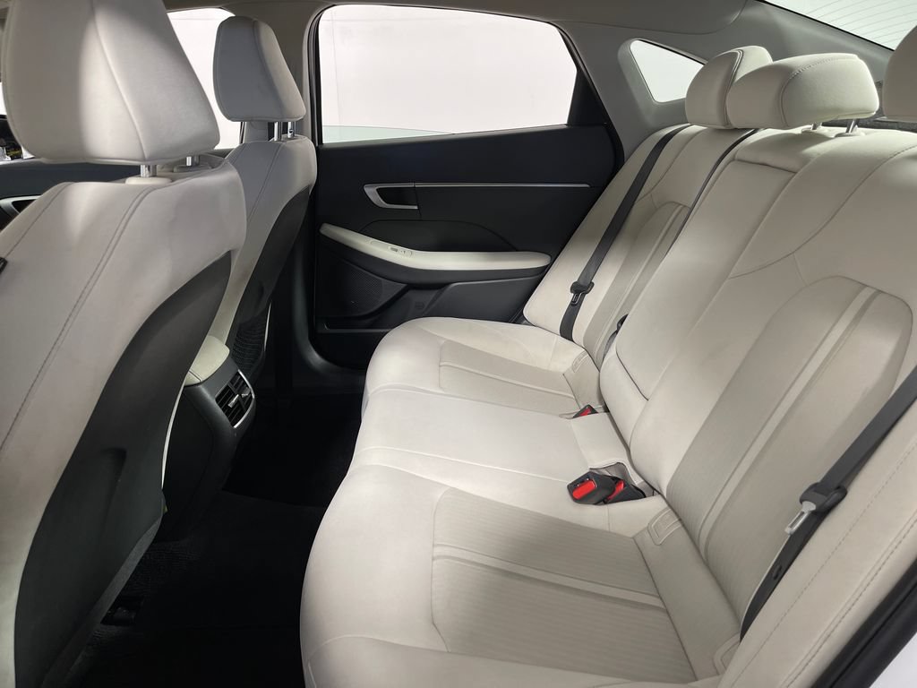 Certified 2025 Hyundai Sonata SEL FWD image 13