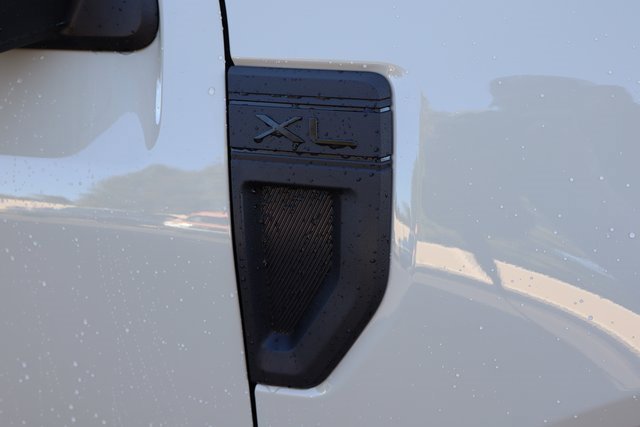 New 2025 Ford Maverick XL w/ Equipment Group 101A image 19