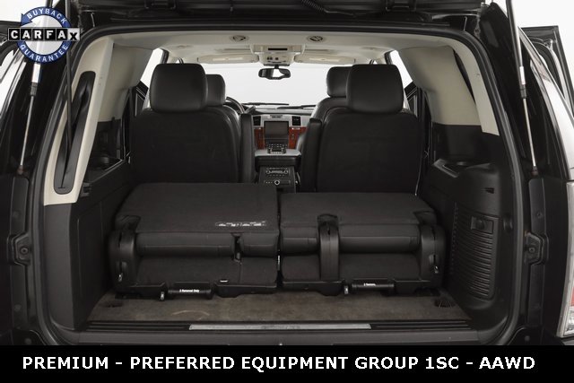 Used 2013 Cadillac Escalade Premium image 15