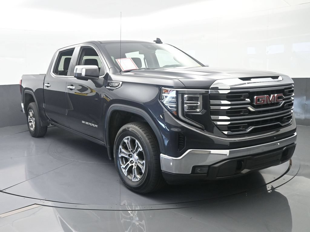 Used 2025 GMC Sierra 1500 SLT RWD image 9