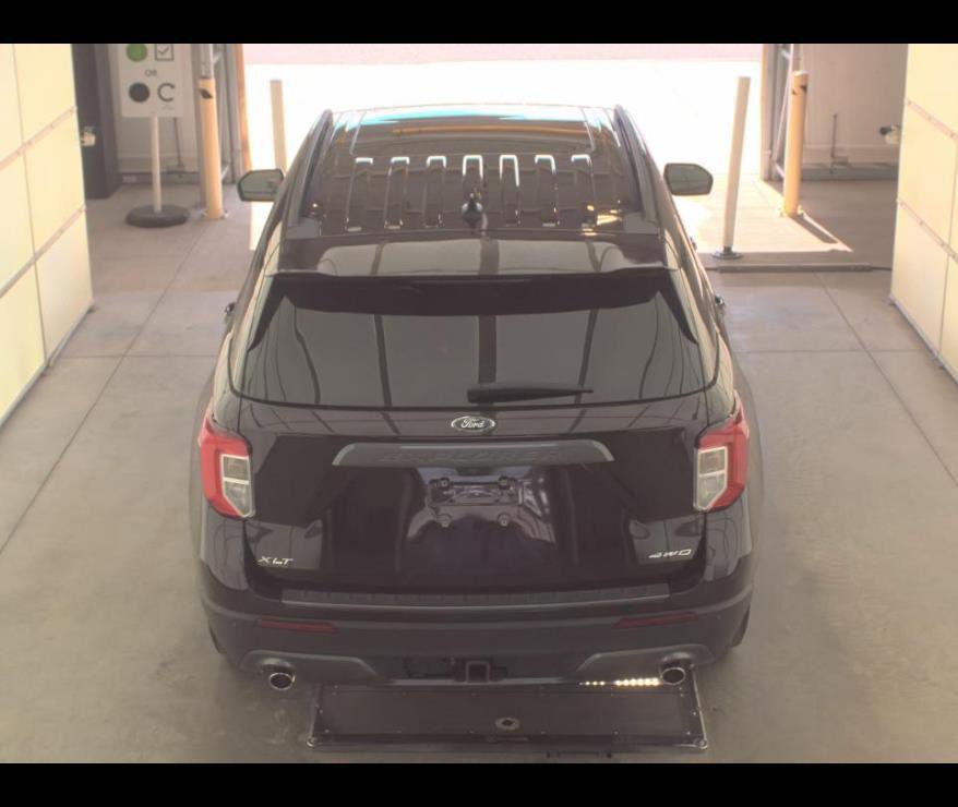 Used 2023 Ford Explorer XLT w/ Equipment Group 202A image 10